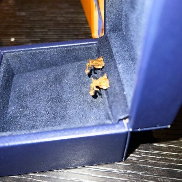 Louis Vuitton 18kt Rose Gold Monogram LV & Diamond earrings Authentic + Box - Picture 9 of 14